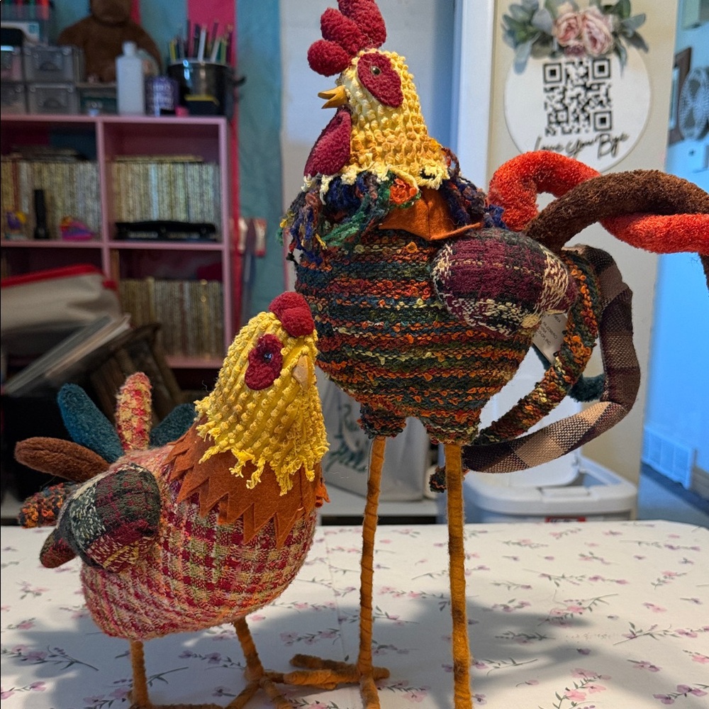Source Unknown Multicolor Fabric Rooster and Hen Pair